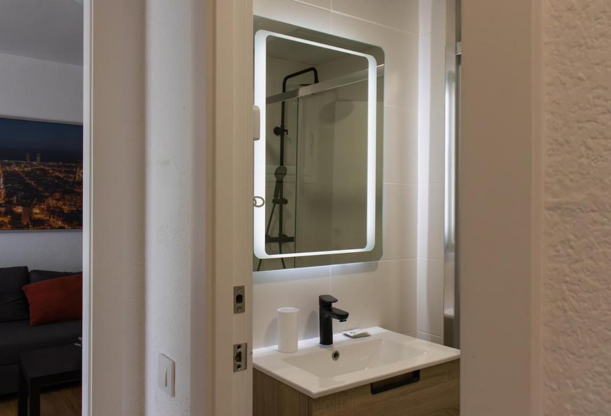 Bcn Central-colon Apartment Barcelona